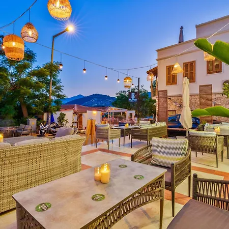 Kalkan Port *