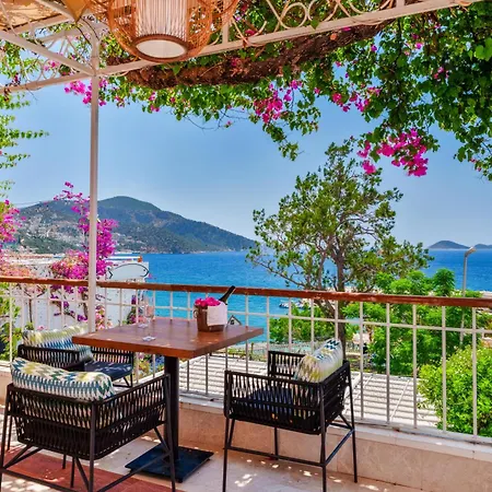 Kalkan Port